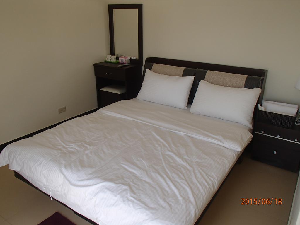 成功民宿 Km Bed And Breakfast Jinhu Rum bild